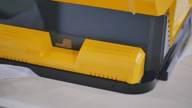 3D打印技术赋能AGV机器人 突破复杂结构制造瓶颈